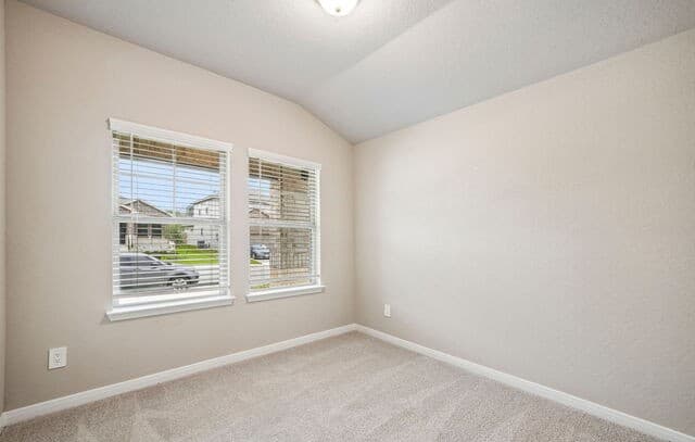 10259  King Robert, San Antonio, TX 78239 — photo 9