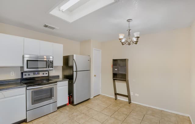 6714  Highland Grass, Converse, TX 78109 — photo 5