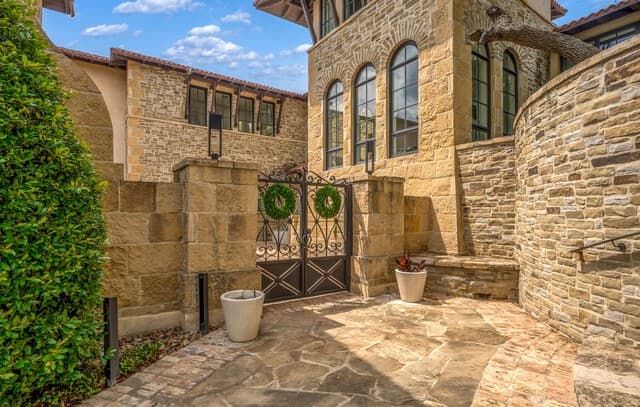 18  Crescent, San Antonio, TX 78257 — photo 8