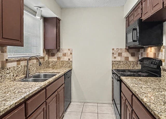 12446  Starcrest Dr Unit 312, San Antonio, TX 78216 — photo 9
