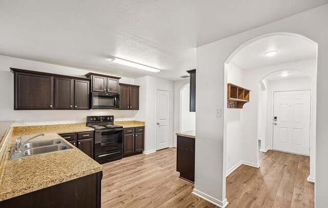 6746  Sabinal, San Antonio, TX 78252 — photo 13