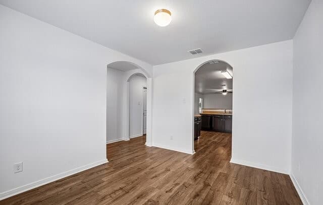6746  Sabinal, San Antonio, TX 78252 — photo 16
