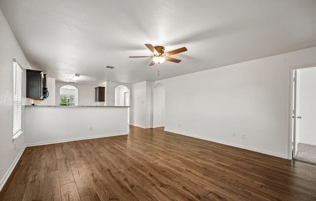 6746  Sabinal, San Antonio, TX 78252 — photo 9