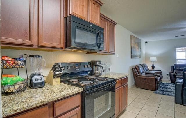 12270  Stratsburg, San Antonio, TX 78252 — photo 12