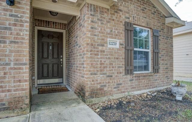 12270  Stratsburg, San Antonio, TX 78252 — photo 4