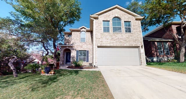 18 Andover Creek Dr