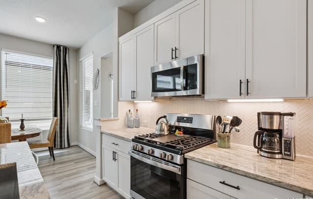 12718  Westeros Path, San Antonio, TX 78249 — photo 3