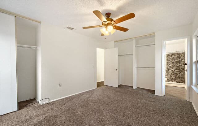 12006  El Sendero St, San Antonio, TX 78233 — photo 11