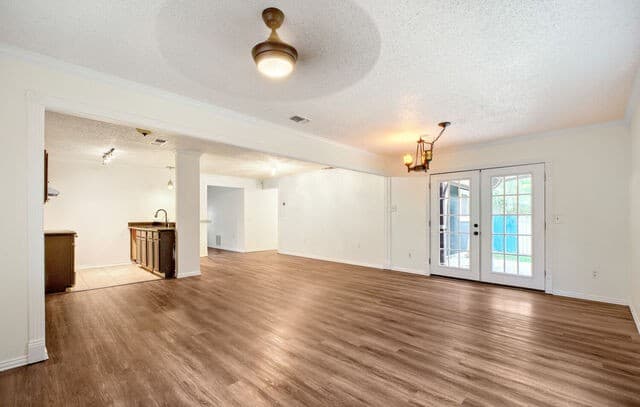 12006  El Sendero St, San Antonio, TX 78233 — photo 4