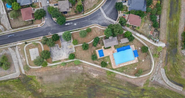 2531  Duval Dr, New Braunfels, TX 78130 — photo 14