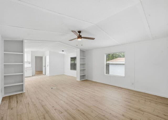 25107  Ada Mae St, San Antonio, TX 78257 — photo 9