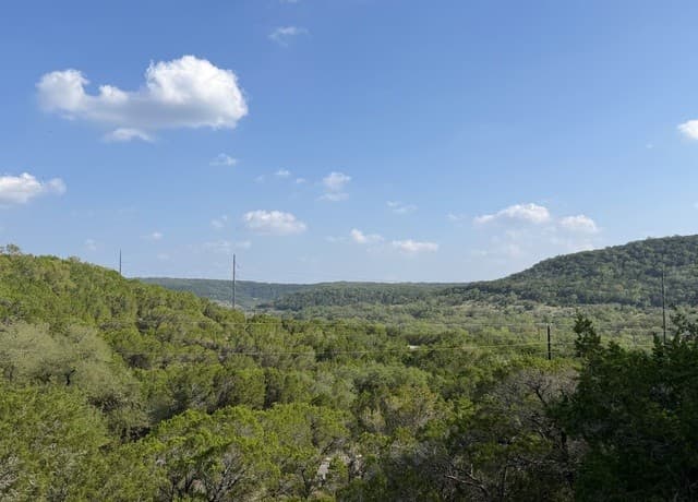 1362  Rockmoor, Canyon Lake, TX 78133 — photo 9