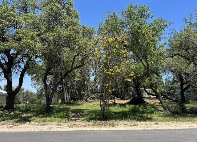 301  Greenwood St, Canyon Lake, TX 78133