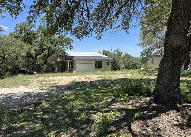 301  Greenwood St, Canyon Lake, TX 78133 — photo 8