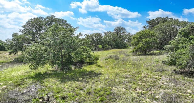108  Misty Bend, Floresville, TX 78114 — photo 13