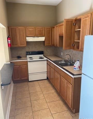 125  Glenwood Ct, San Antonio, TX 78210 — photo 11