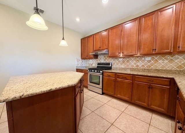 21234  Cinch Run, San Antonio, TX 78258 — photo 10