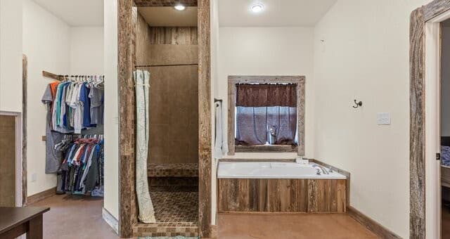 707  Creek Rd, Marion, TX 78124 — photo 12