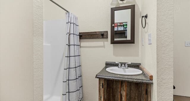 707  Creek Rd, Marion, TX 78124 — photo 19