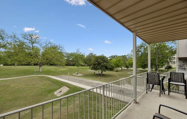 730 E Mather St Unit #F102, New Braunfels, TX 78130 — photo 13