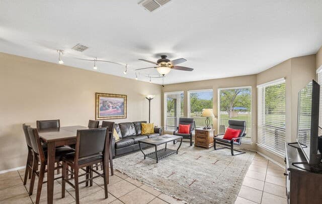 730 E Mather St Unit #F102, New Braunfels, TX 78130 — photo 16