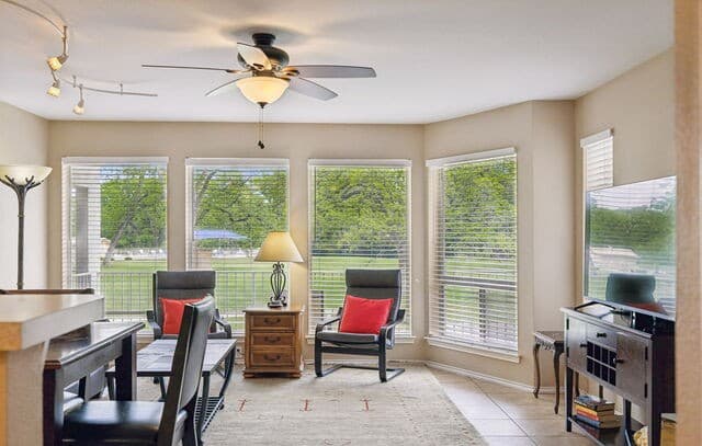 730 E Mather St Unit #F102, New Braunfels, TX 78130 — photo 19