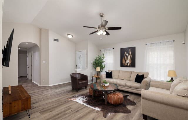 9011  Arch Brg, San Antonio, TX 78254 — photo 3