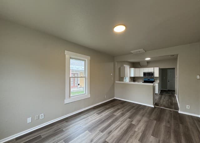 420  Clark Ave, San Antonio, TX 78203 — photo 17