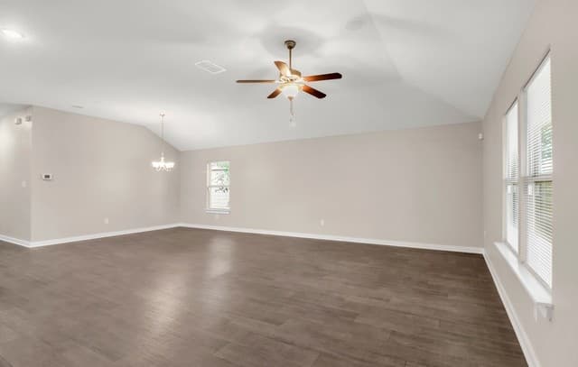 10311  Rosalina Loop, Converse, TX 78109 — photo 13