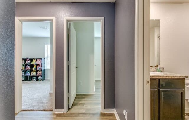 11754  Davalos Ln, San Antonio, TX 78252 — photo 13
