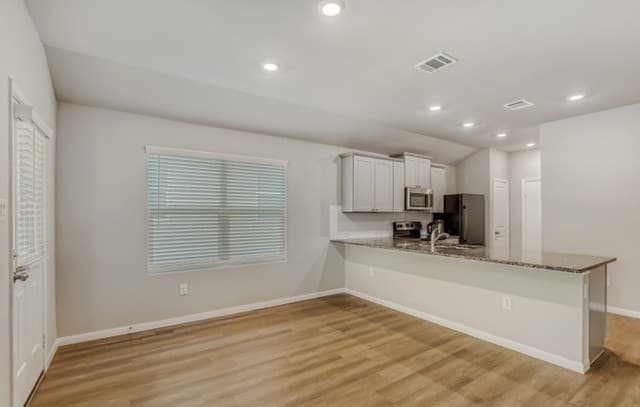 3526  Manoway Bay, San Antonio, TX 78223 — photo 4