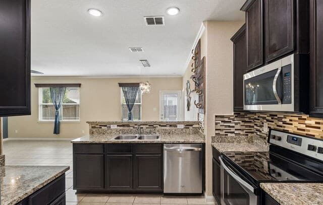 7811  Creekshore CV, San Antonio, TX 78254 — photo 13