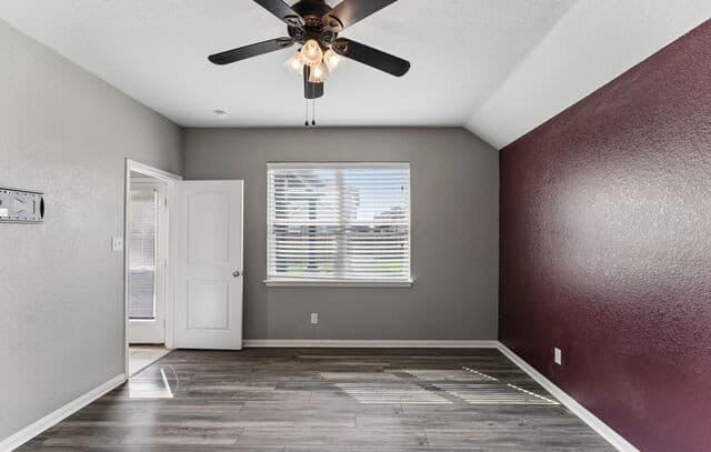 7811  Creekshore CV, San Antonio, TX 78254 — photo 17