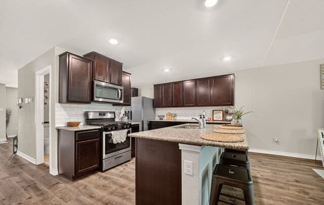6527  Hoffman Pln, San Antonio, TX 78252 — photo 11