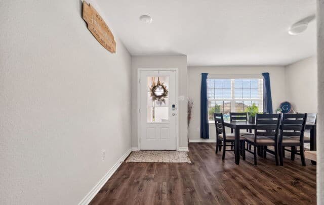 6527  Hoffman Pln, San Antonio, TX 78252 — photo 4