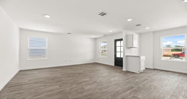 2113  Giant Cactus, San Antonio, TX 78221 — photo 5