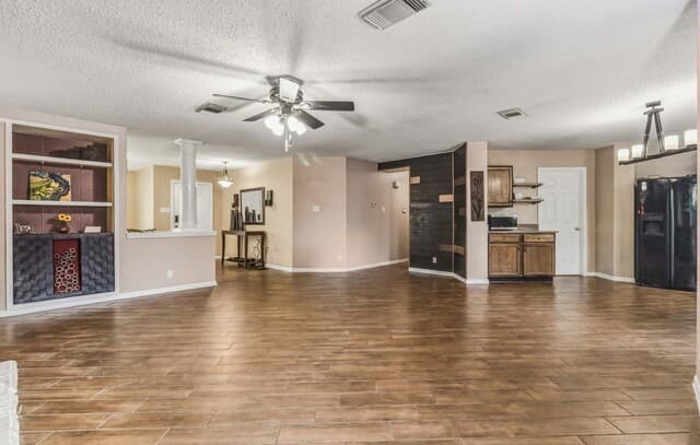 10903 Bristle Oak Dr