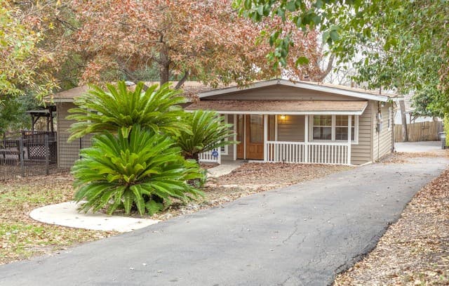 4750  View Dr