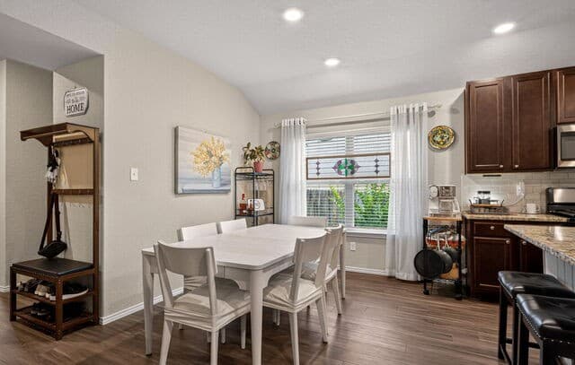 329 Hinsdale Run, Cibolo, TX 78108 — photo 10