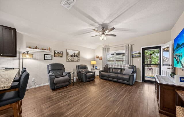 329 Hinsdale Run, Cibolo, TX 78108 — photo 3