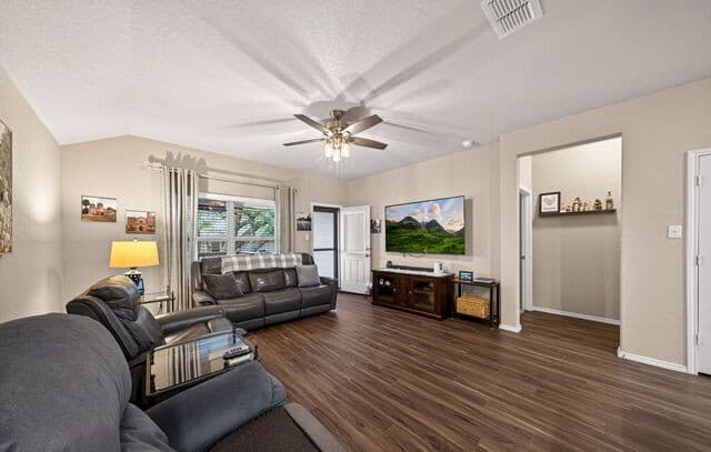 329 Hinsdale Run, Cibolo, TX 78108 — photo 4