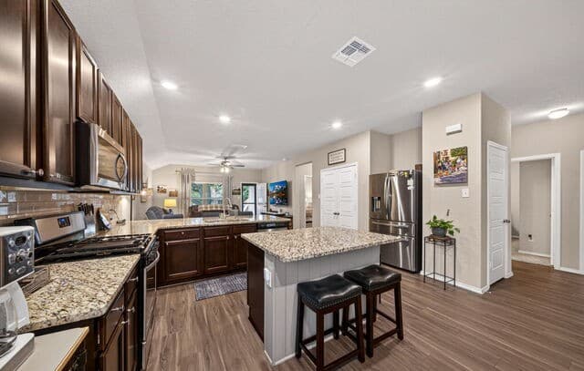329 Hinsdale Run, Cibolo, TX 78108 — photo 8