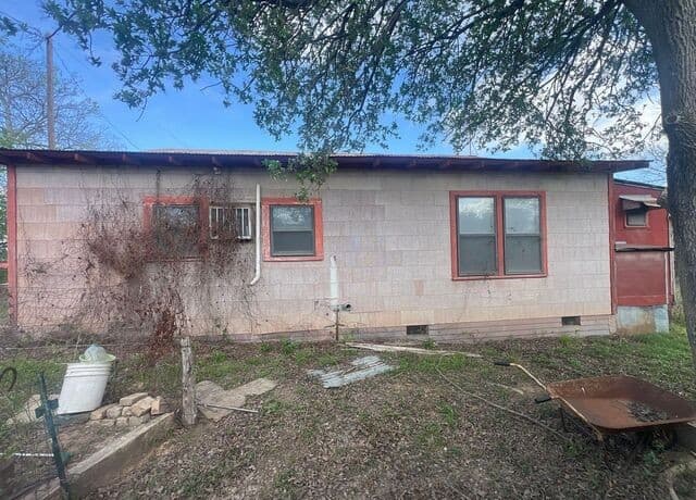 898  American Boulevard, New Braunfels, TX 78130 — photo 3