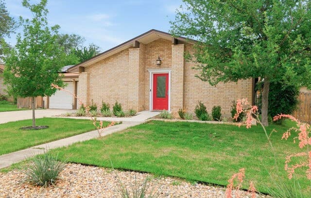 4911  Rockhurst St, San Antonio, TX 78249 — photo 2