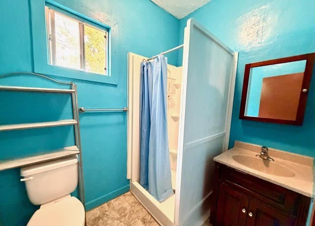 944 Briscoe Aly, San Antonio, TX 78207 — photo 12
