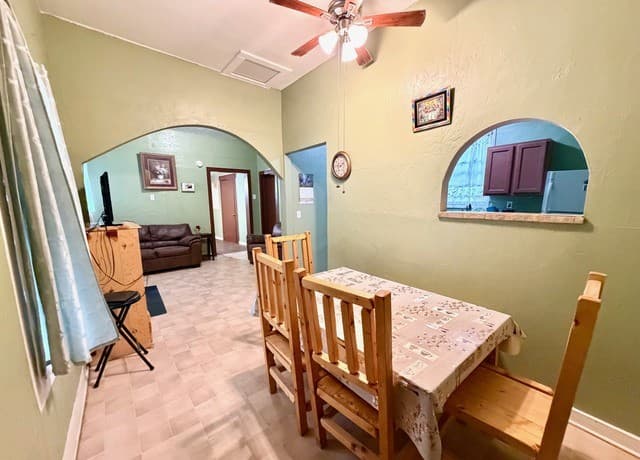944 Briscoe Aly, San Antonio, TX 78207 — photo 2
