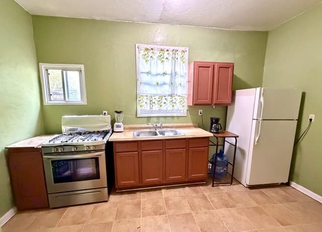 944 Briscoe Aly, San Antonio, TX 78207 — photo 4