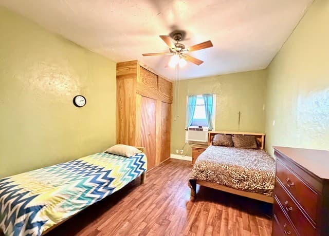 944 Briscoe Aly, San Antonio, TX 78207 — photo 5