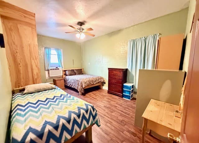 944 Briscoe Aly, San Antonio, TX 78207 — photo 6