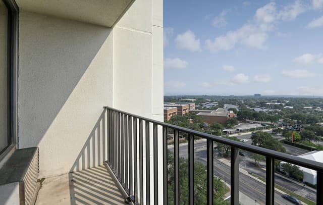 7701  Wurzbach Rd Unit 1402